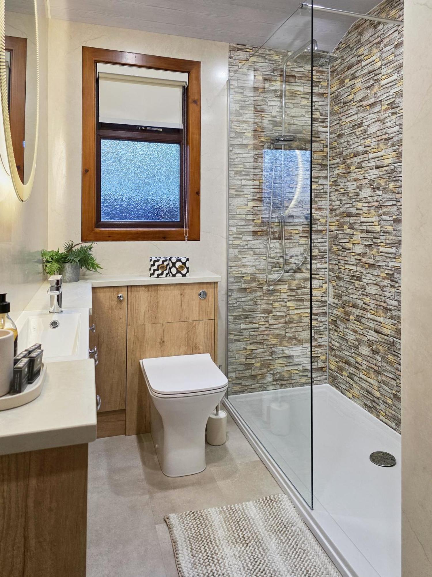 Luxury Wood With Sauna, Log Burner & Private Woodland Garden - Wnion Wood Chalet Llanfachreth
