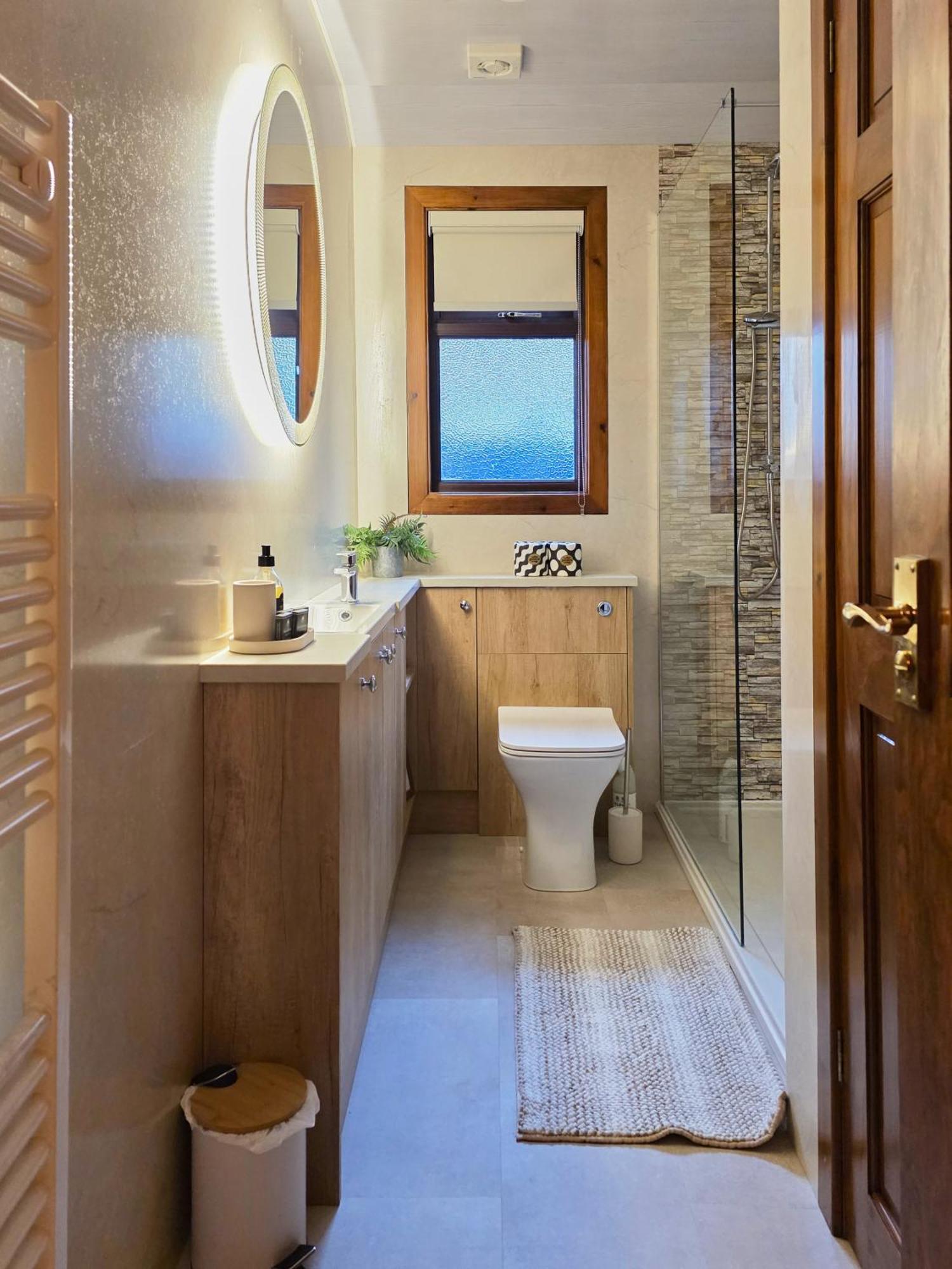 Chalet Luxury Wood With Sauna, Log Burner & Private Woodland Garden - Wnion Wood