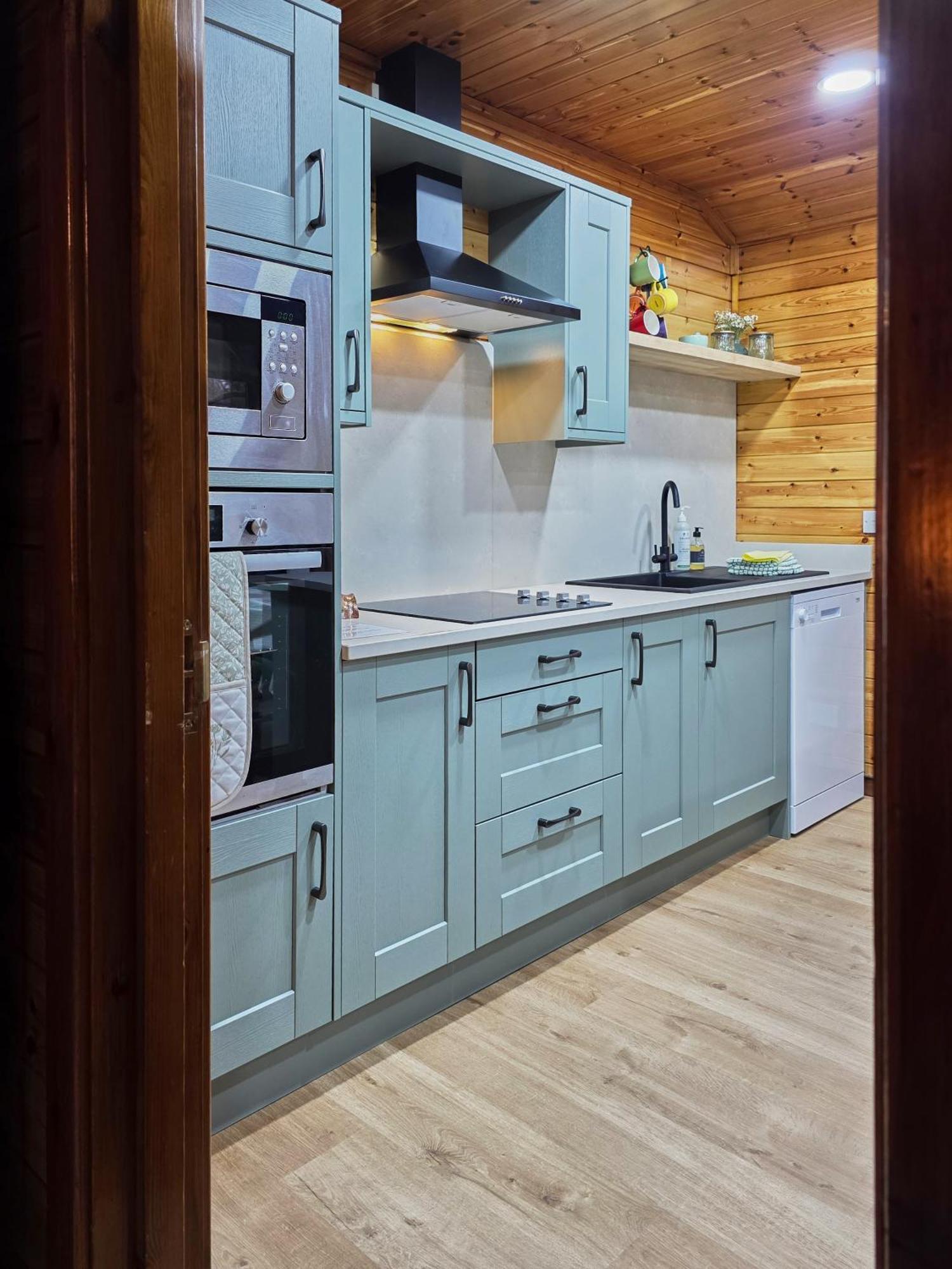 Luxury Wood With Sauna, Log Burner & Private Woodland Garden - Wnion Wood * Llanfachreth