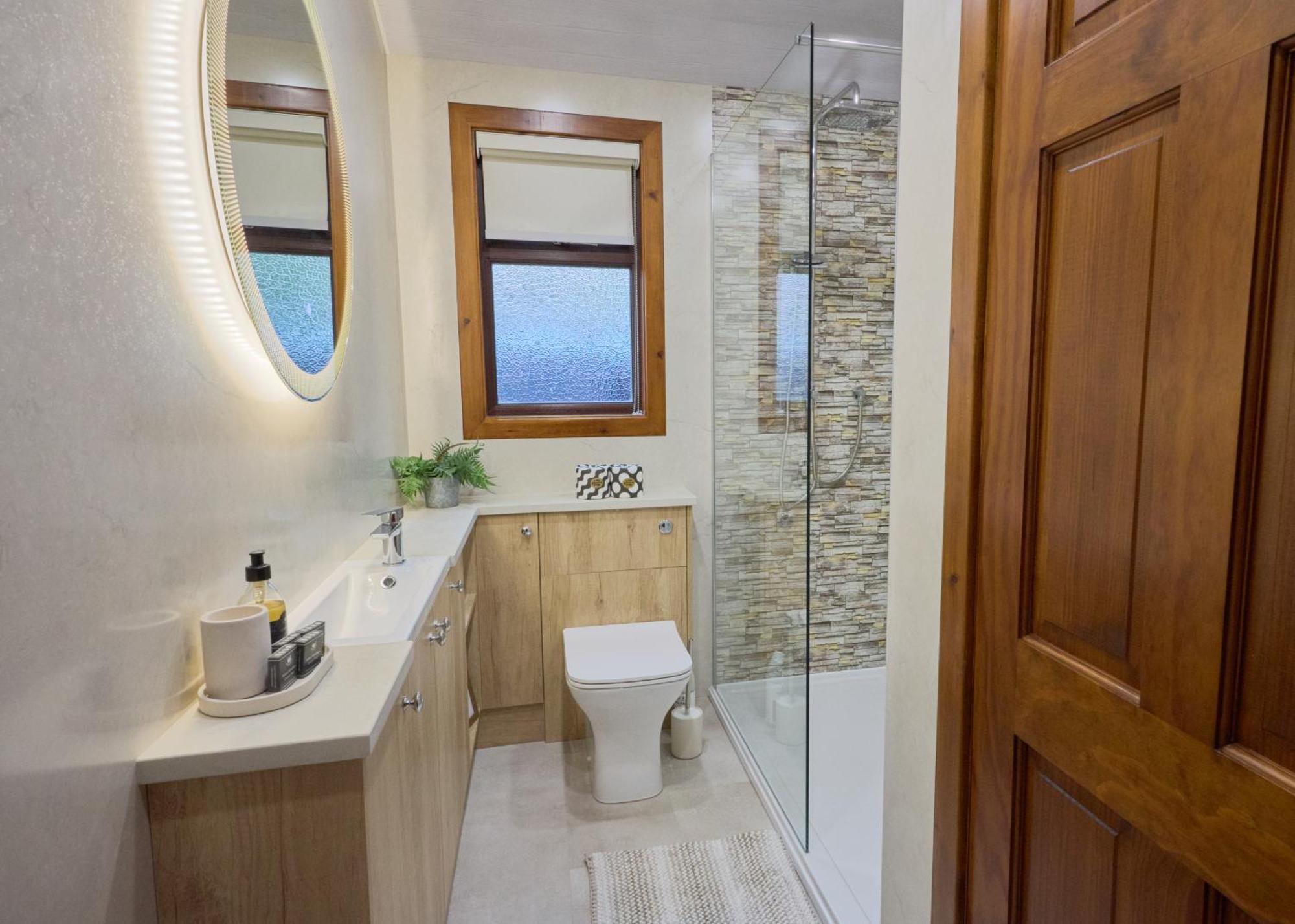Luxury Wood With Sauna, Log Burner & Private Woodland Garden - Wnion Wood Llanfachreth